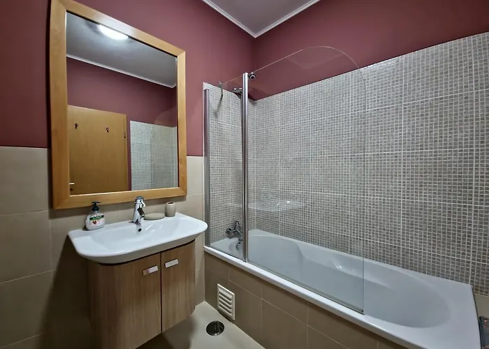 Royalmar T2 By Yha Daire