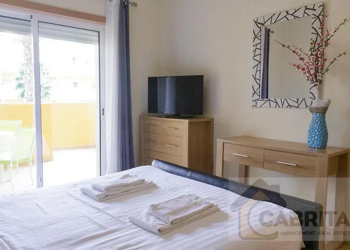 Royalmar T2 By Yha Daire Conceição