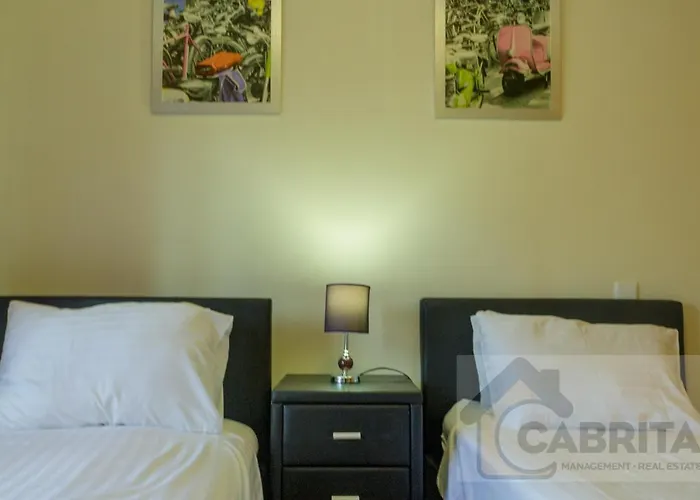 Royalmar T2 By Yha Daire Conceição